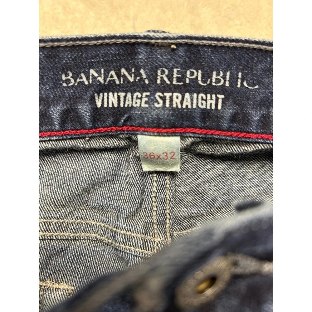 Banana Republic Vintage Straight Jeans Mens 36x32 Dark Blue Distressed Whiskered